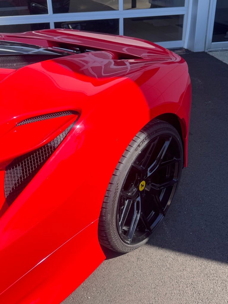 Used 2020 Ferrari F8 Tributo image 37