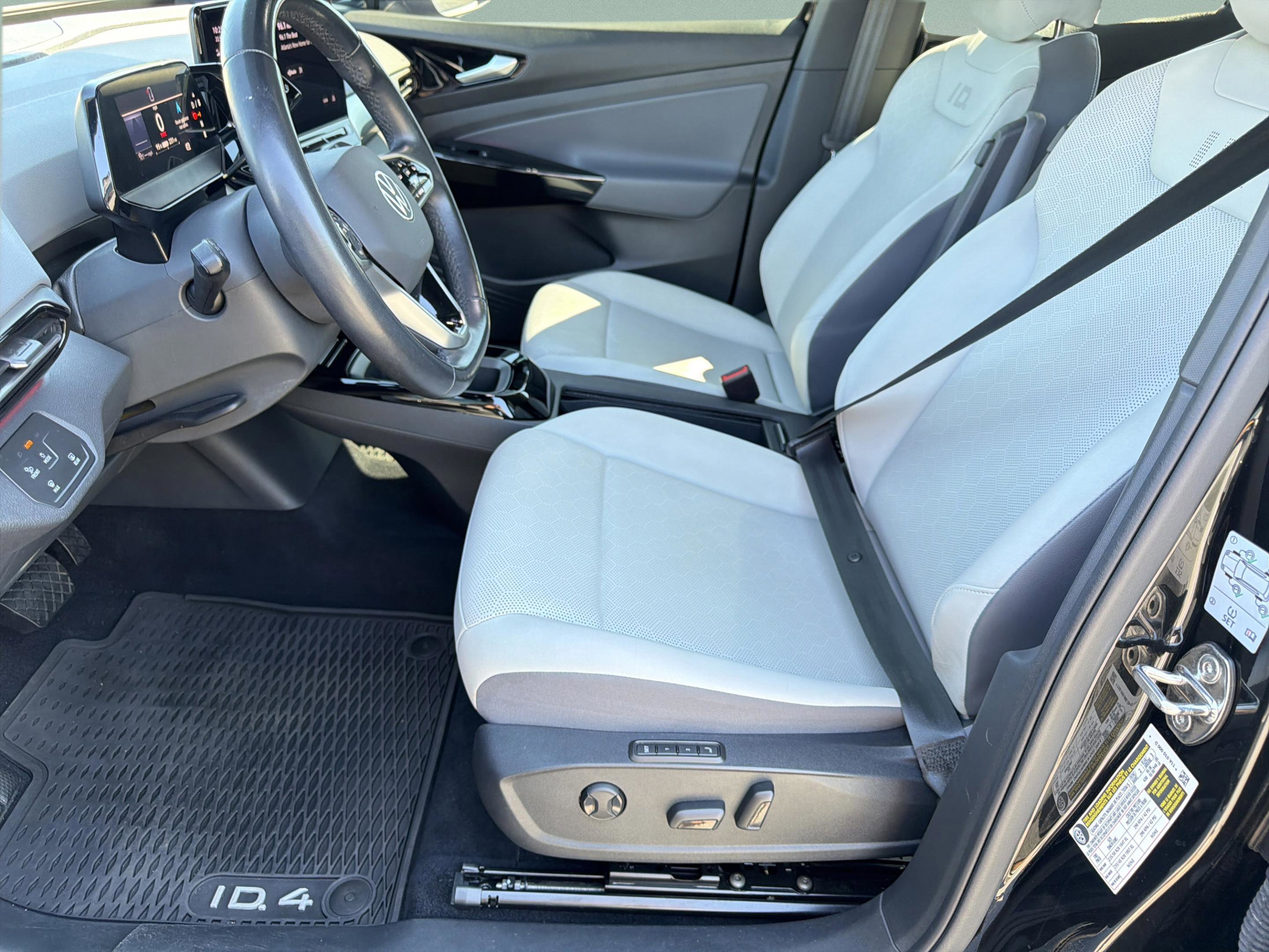 Used 2021 Volkswagen ID.4 Pro S w/ Gradient Package RWD image 20
