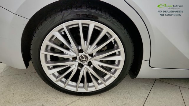 Used 2023 Lexus IS 300 w/ Premium Package RWD image 84