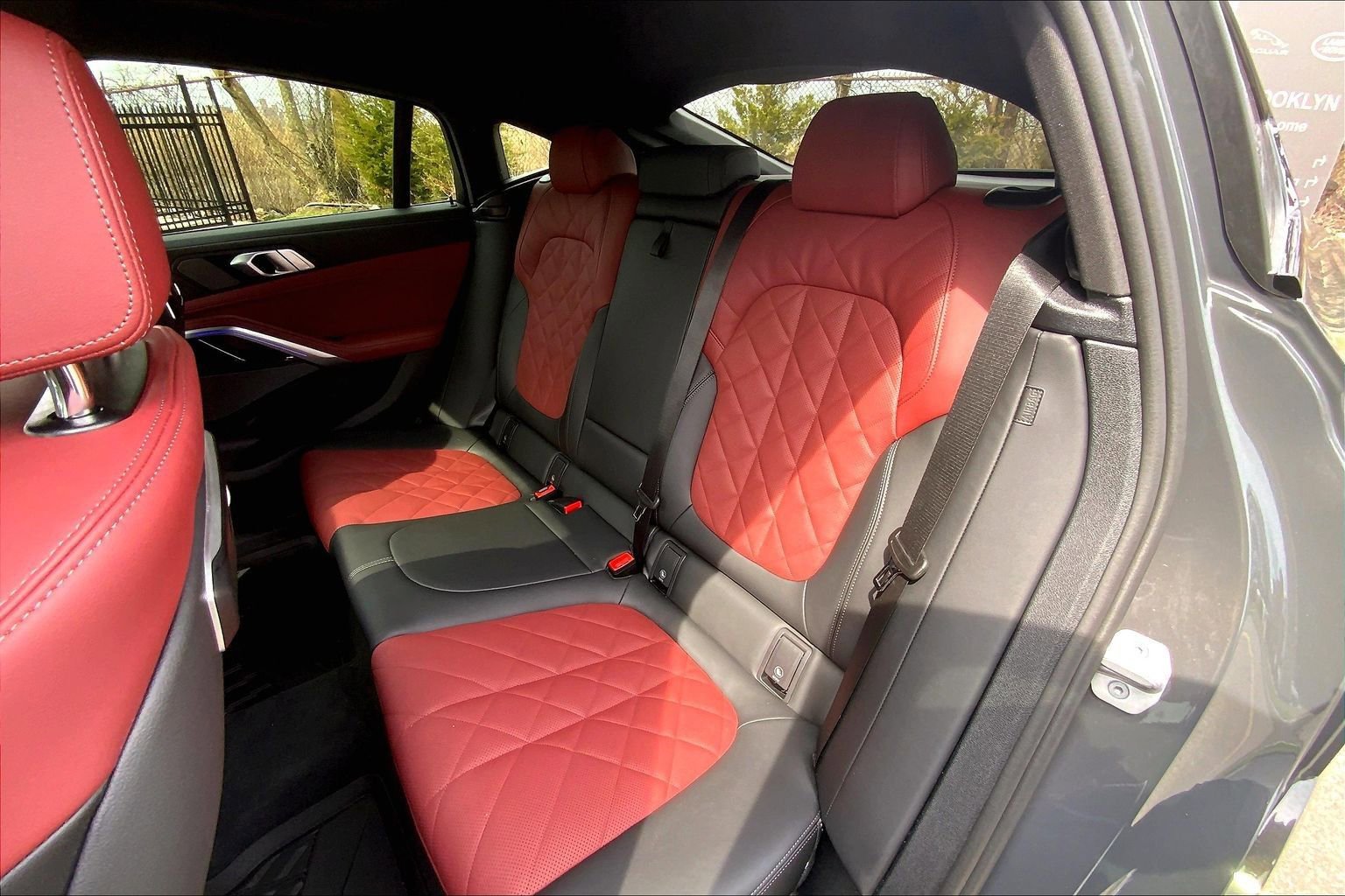 Used 2026 BMW X6 xDrive40i w/ Climate Comfort Package image 20