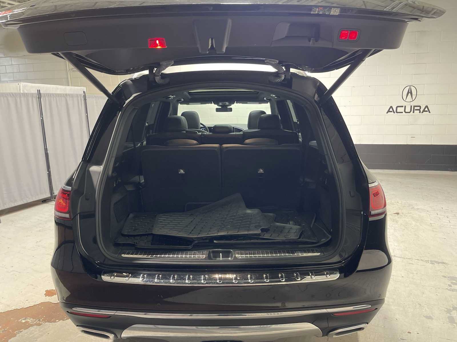 Used 2022 Mercedes-Benz GLS 450 4MATIC image 19