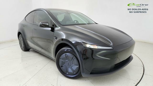 Used 2026 Tesla Model Y 2WD image 1