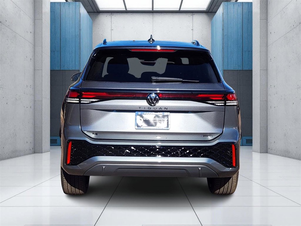 New 2026 Volkswagen Tiguan SE R-Line image 25