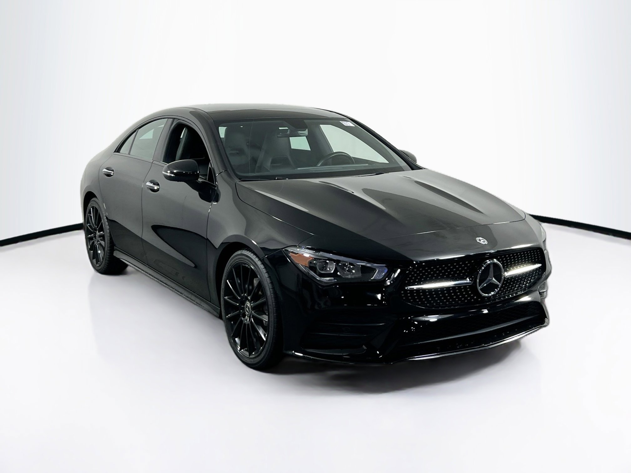Used 2022 Mercedes-Benz CLA 250 image 3