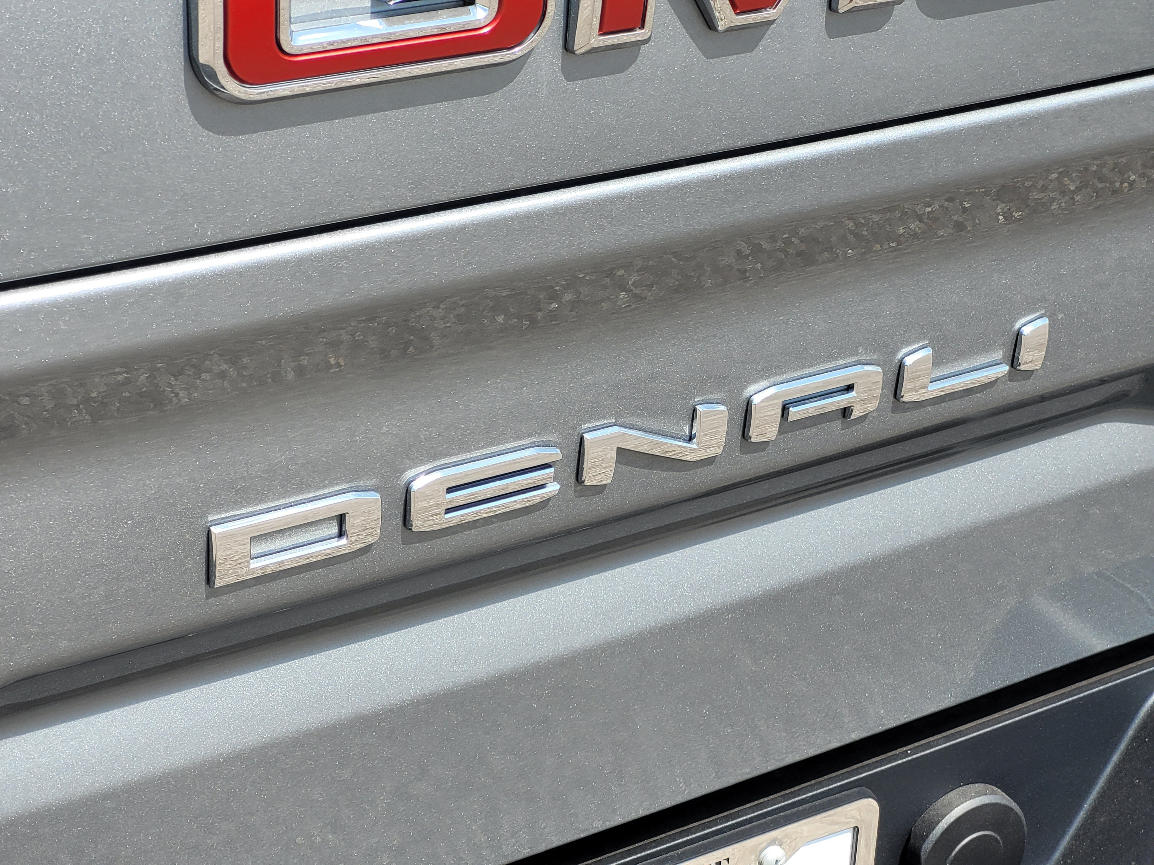 New 2026 GMC Sierra 1500 Denali w/ Denali Reserve Package AWD/4WD image 8