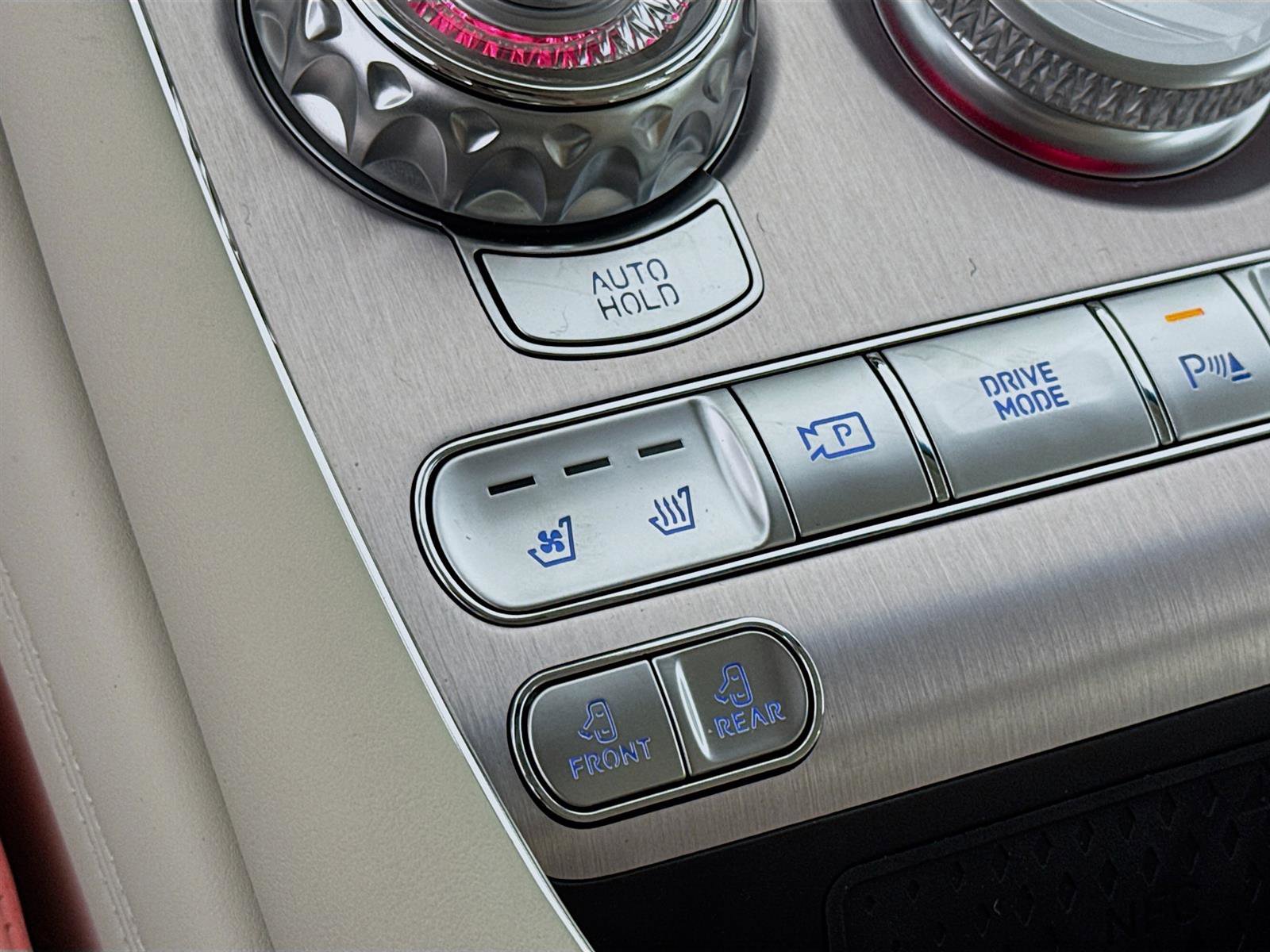 New 2025 Genesis G90 3.5T image 23