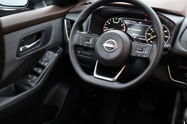 Certified 2023 Nissan Rogue SV AWD/4WD image 23
