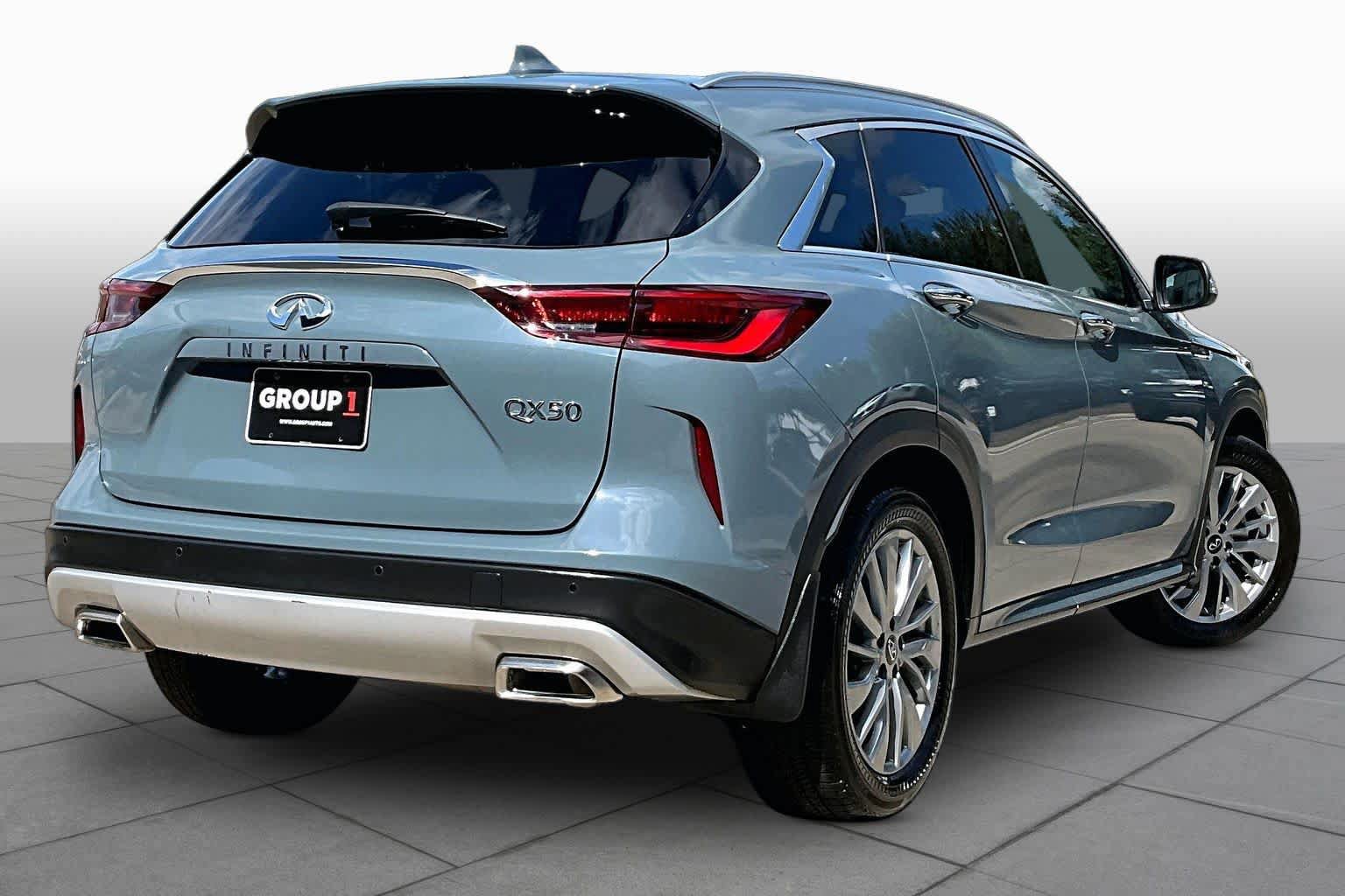 Used 2023 INFINITI QX50 Luxe FWD image 13
