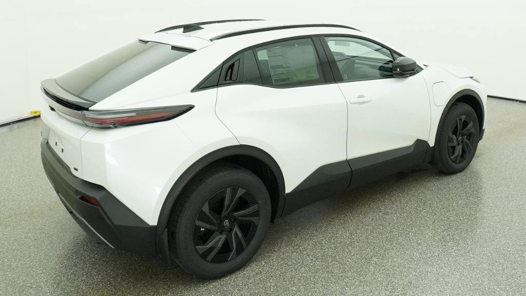 New 2026 Toyota C-HR AWD/4WD image 19