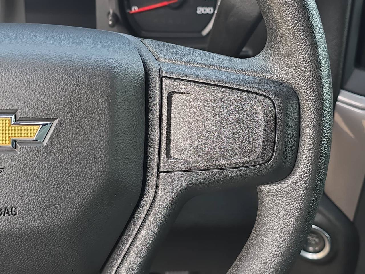 Used 2023 Chevrolet Silverado 1500 Custom AWD/4WD image 18