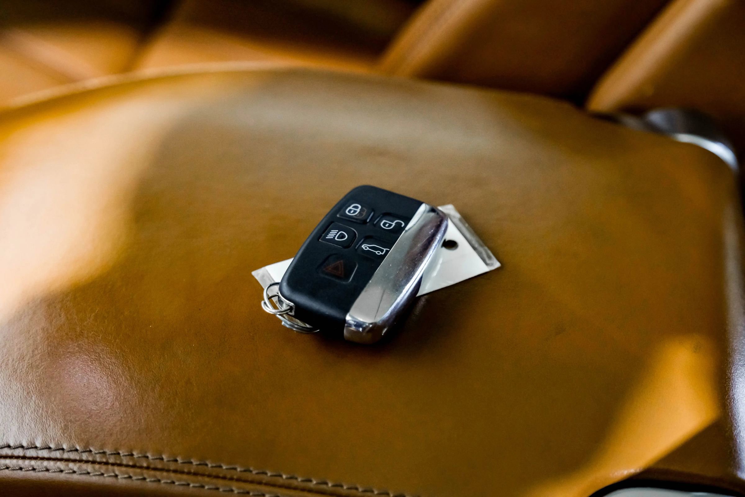 Used 2016 Land Rover Range Rover Autobiography image 75