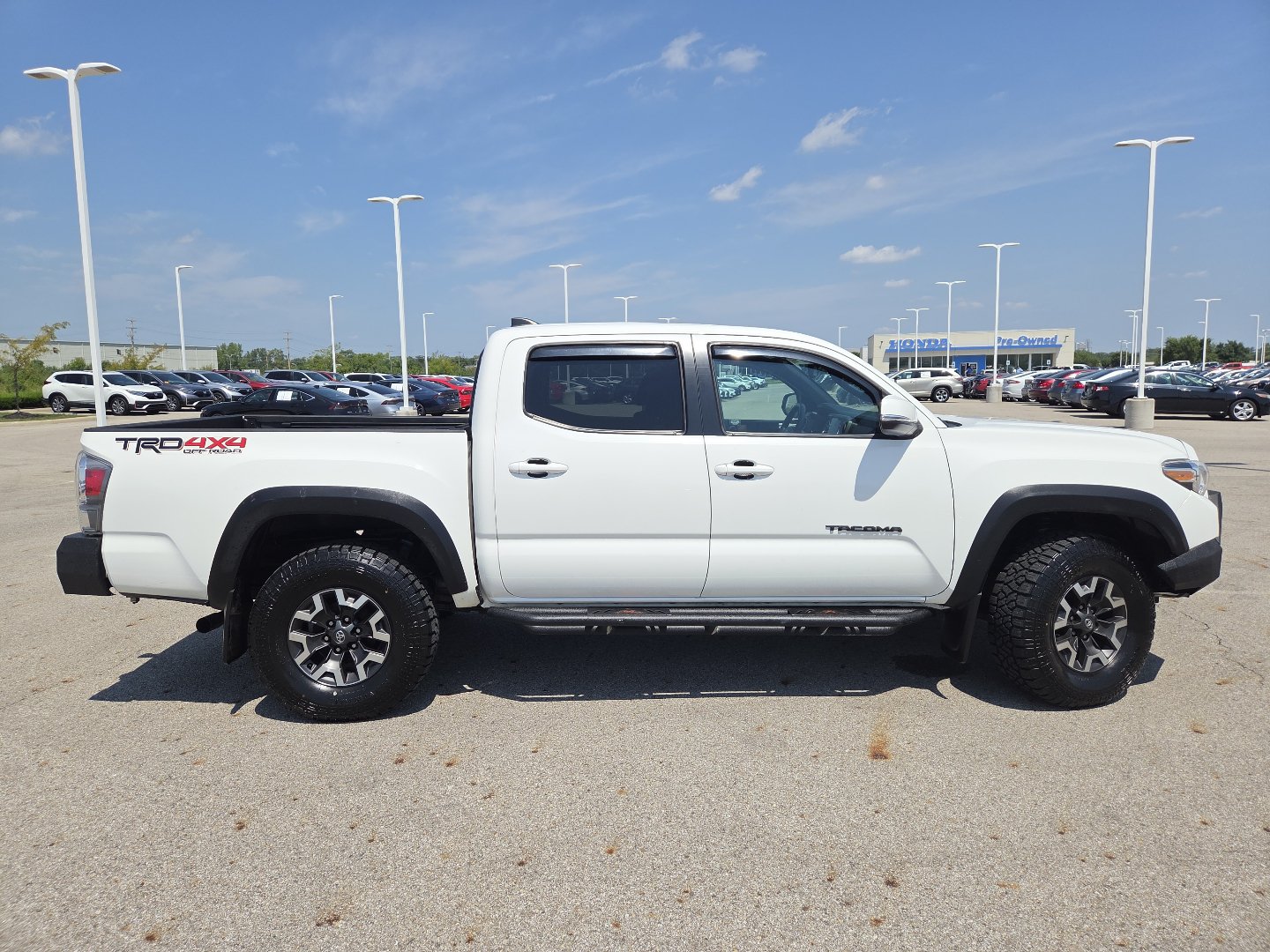 Used 2021 Toyota Tacoma TRD Off-Road AWD/4WD image 18