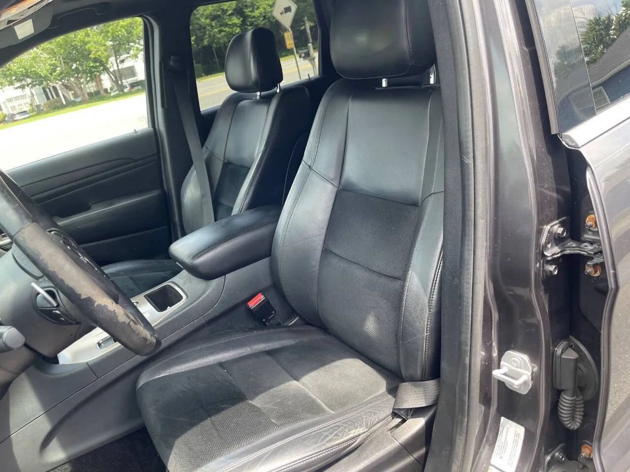 Used 2015 Jeep Grand Cherokee Altitude RWD image 15