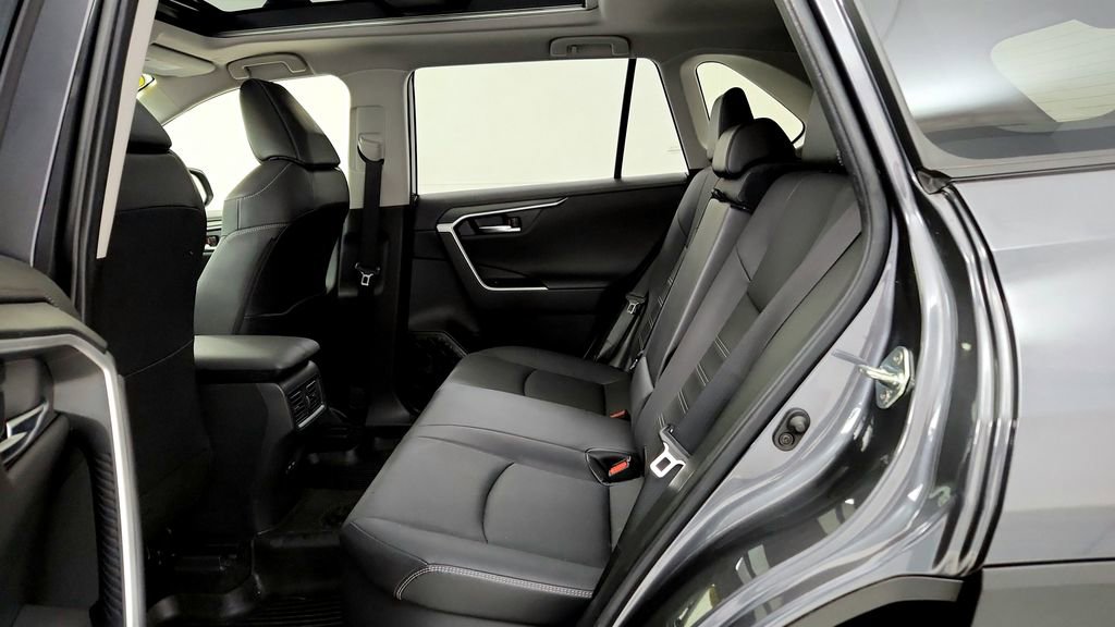 Used 2023 Toyota RAV4 Limited AWD/4WD image 21