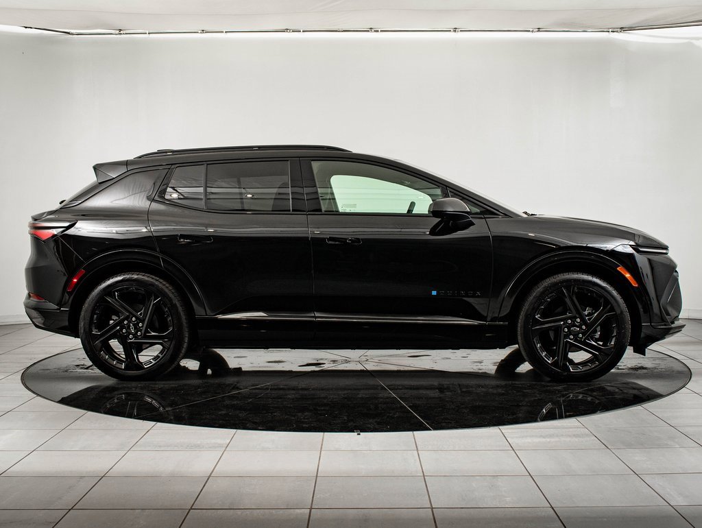 Used 2025 Chevrolet Equinox EV RS image 11