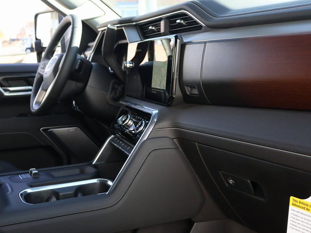 New 2026 GMC Sierra 2500 Denali w/ Denali Reserve Package image 10