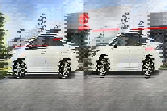 Used 2024 Toyota Corolla LE image 8