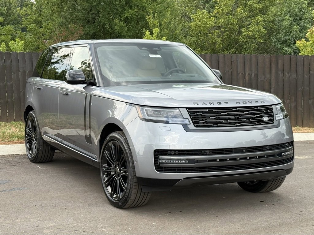 New 2025 Land Rover Range Rover Long Wheelbase SE image 7