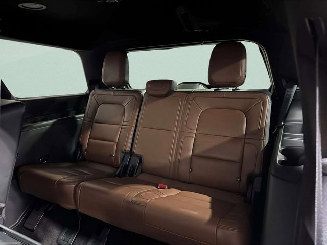 Used 2022 Lincoln Navigator Reserve image 33