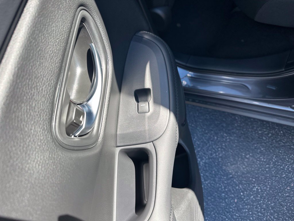 New 2027 Honda HR-V LX image 13