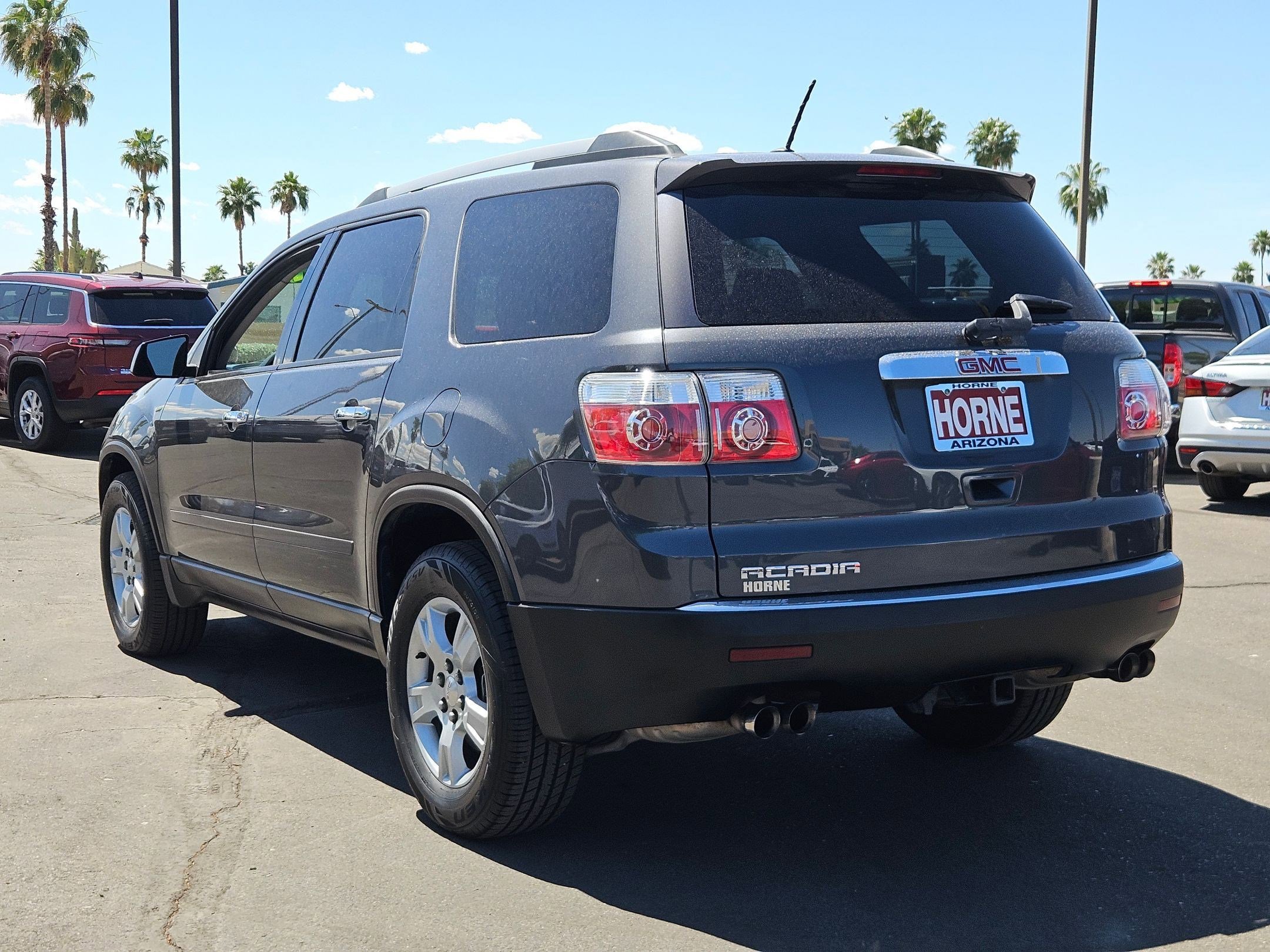 Used 2011 GMC Acadia SL w/ Preferred Package image 8