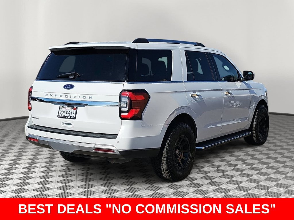 Used 2022 Ford Expedition Limited AWD/4WD image 3
