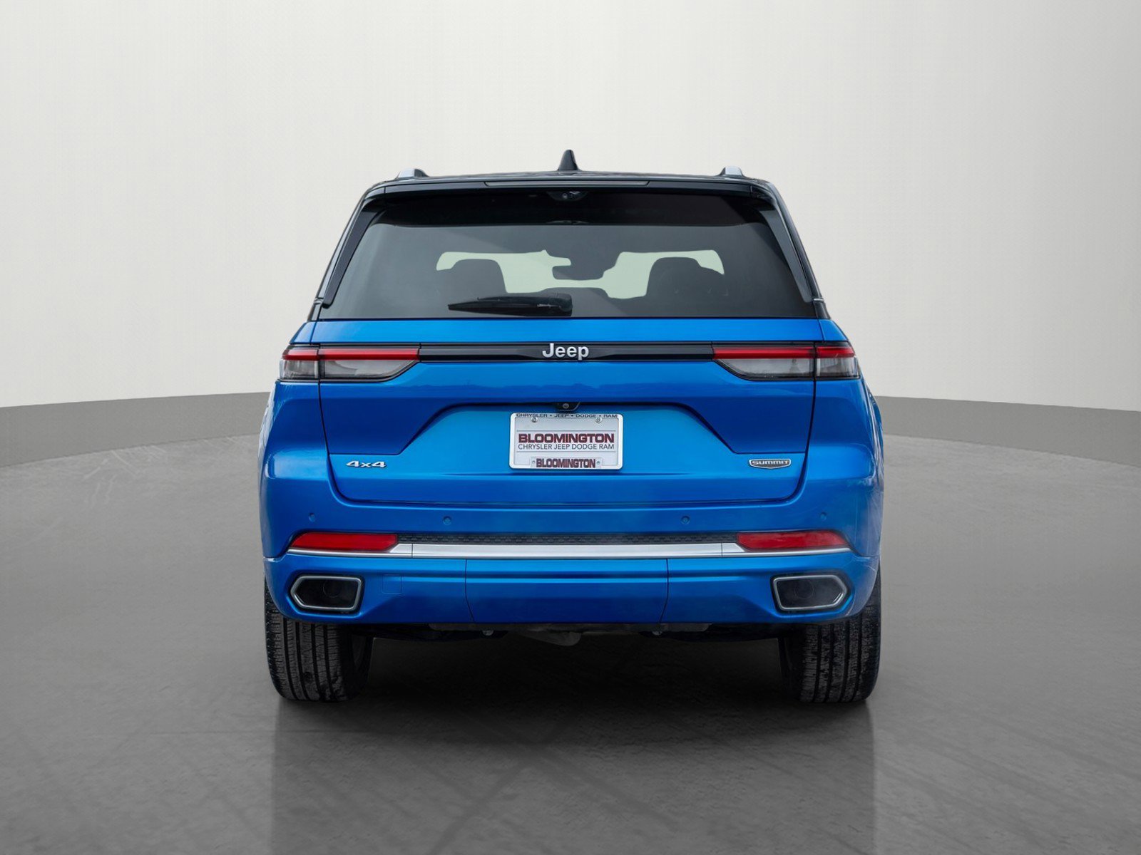 Used 2023 Jeep Grand Cherokee Summit w/ Adv Protech Group IV image 6