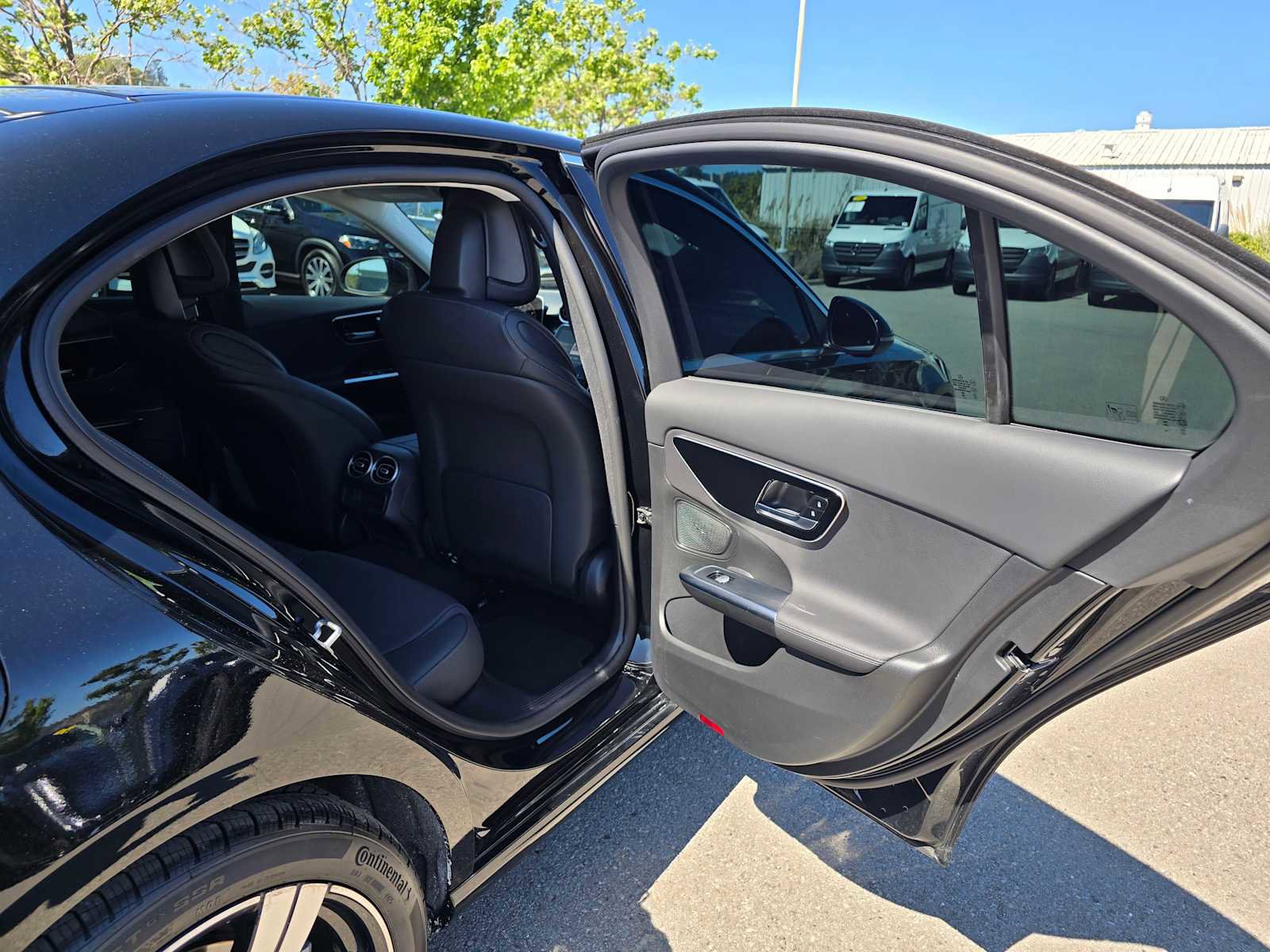 Used 2025 Mercedes-Benz C 300 Sedan image 14