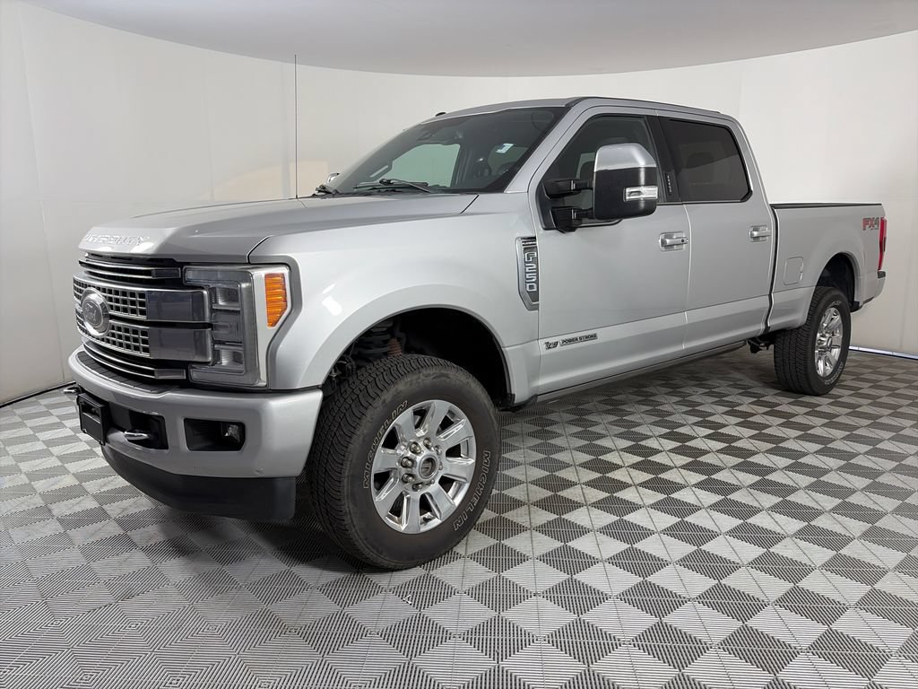 Used 2017 Ford F250 Platinum w/ Platinum Ultimate Package AWD/4WD image 3