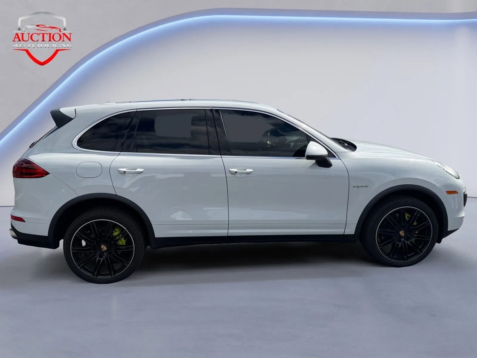 Used 2016 Porsche Cayenne S w/ Premium Package image 6