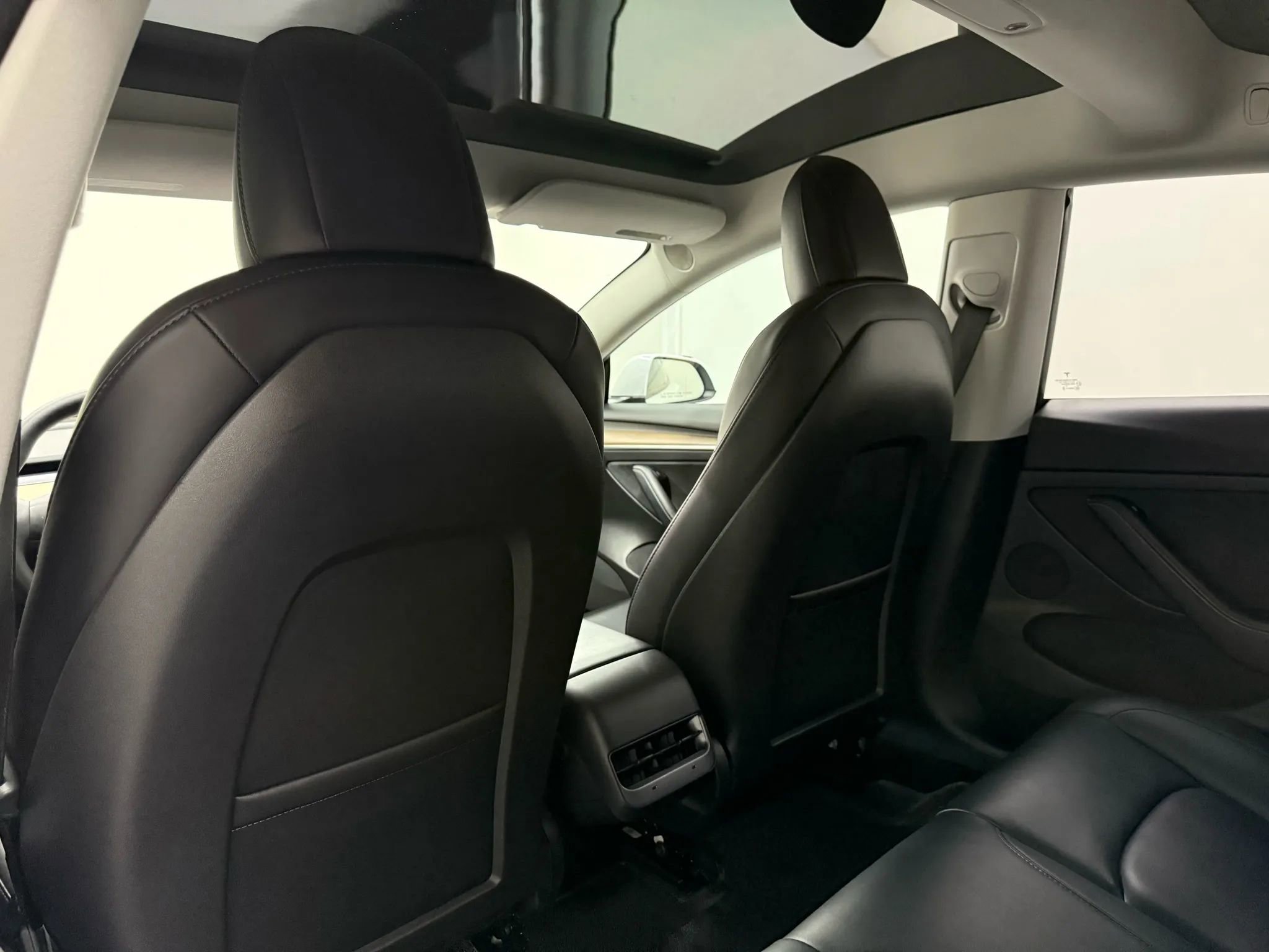 Used 2022 Tesla Model 3 Long Range image 12