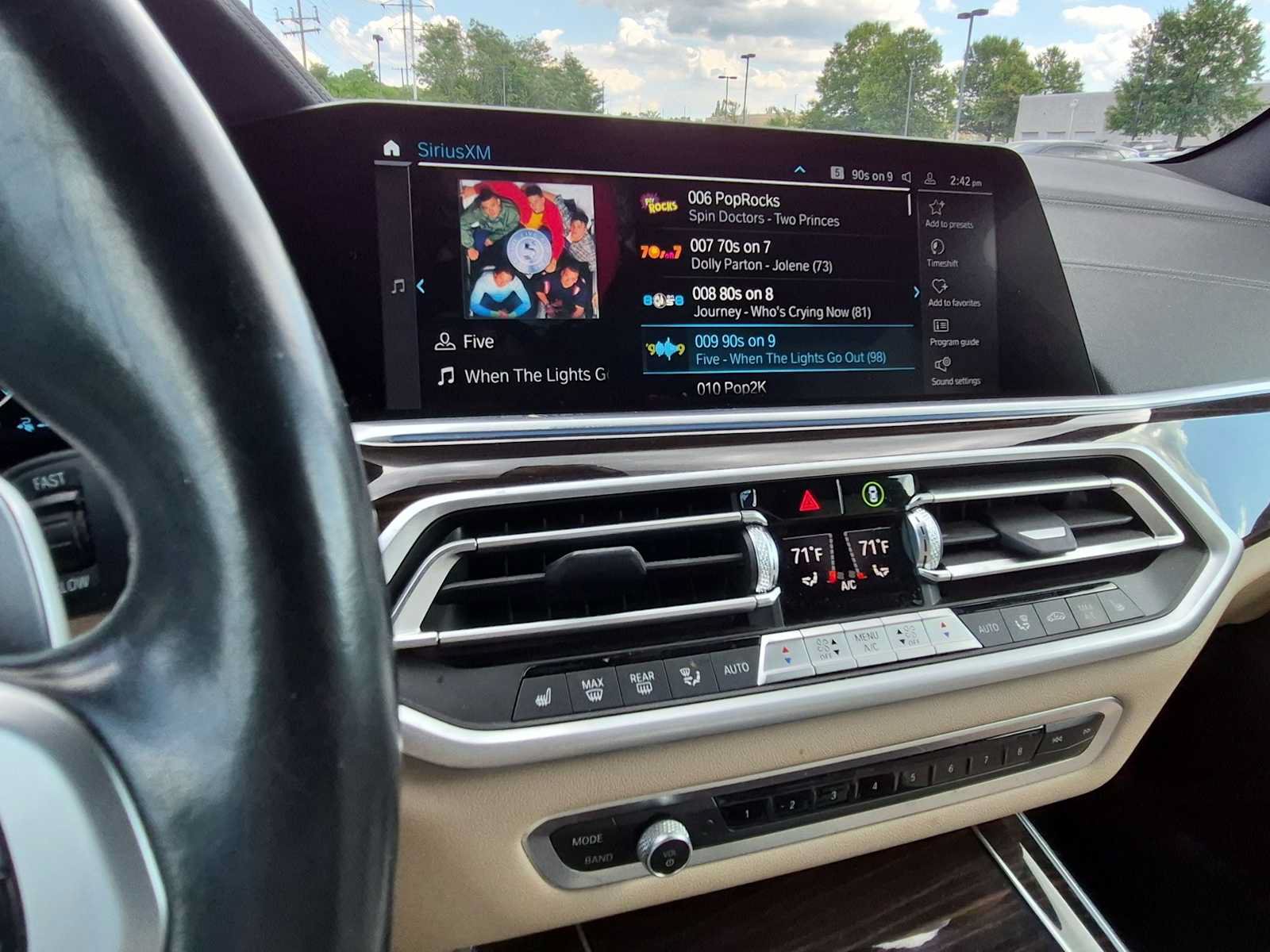 Used 2021 BMW X5 xDrive45e w/ M Sport Package AWD/4WD image 30