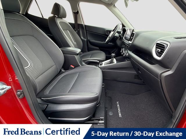 Certified 2025 Hyundai Venue Limited image 34
