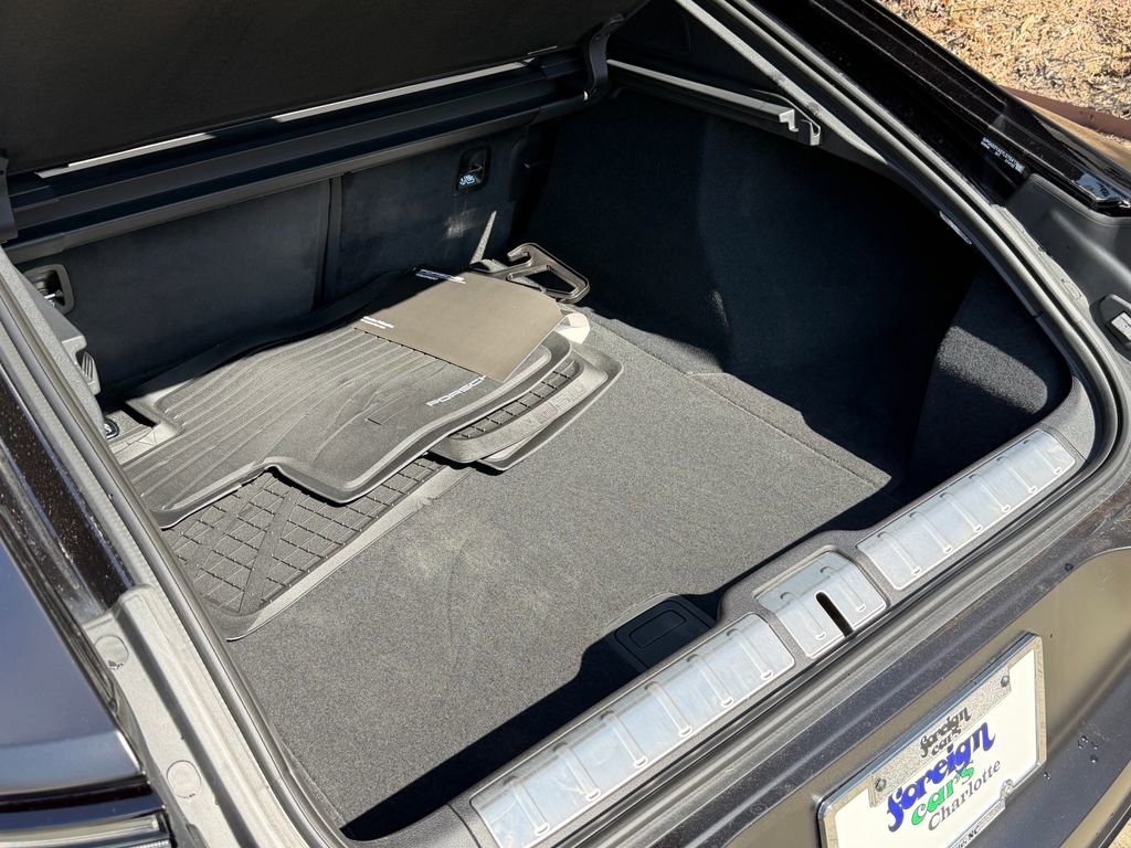 Used 2026 Porsche Panamera GTS image 37