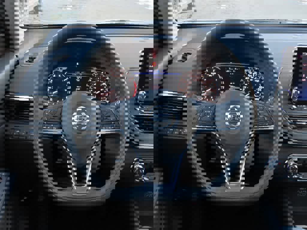 Used 2022 Nissan Altima 2.5 SV image 18