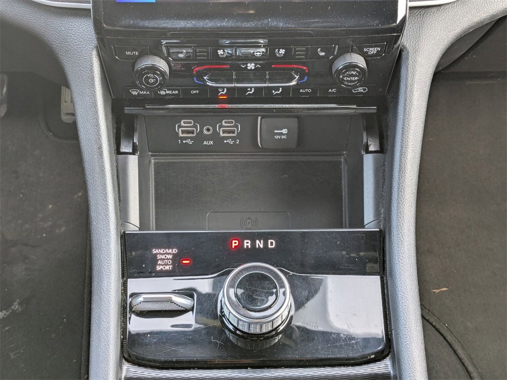 Used 2024 Jeep Grand Cherokee L Limited w/ Luxury Tech Group II image 26