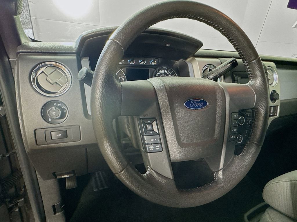 Used 2014 Ford F150 XLT w/ Equipment Group 302A Luxury image 11