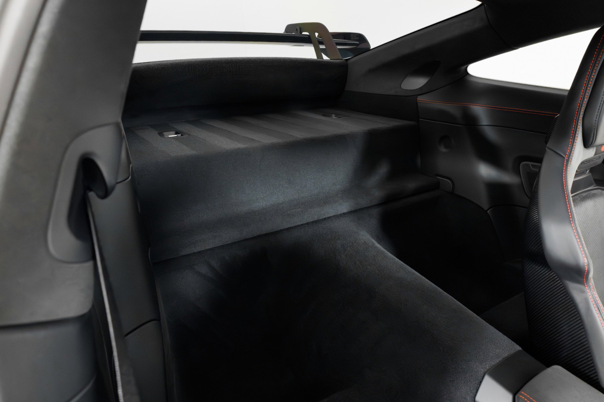 Used 2025 Porsche 911 GT3 RWD image 49