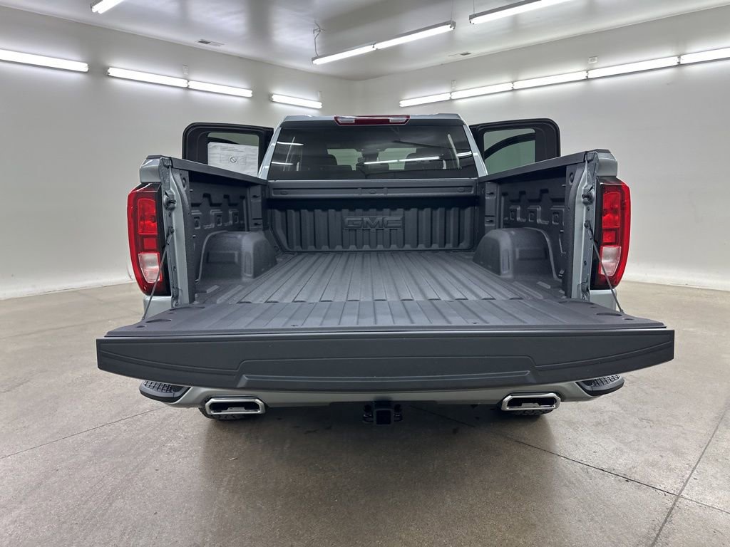 New 2026 GMC Sierra 1500 Elevation image 23