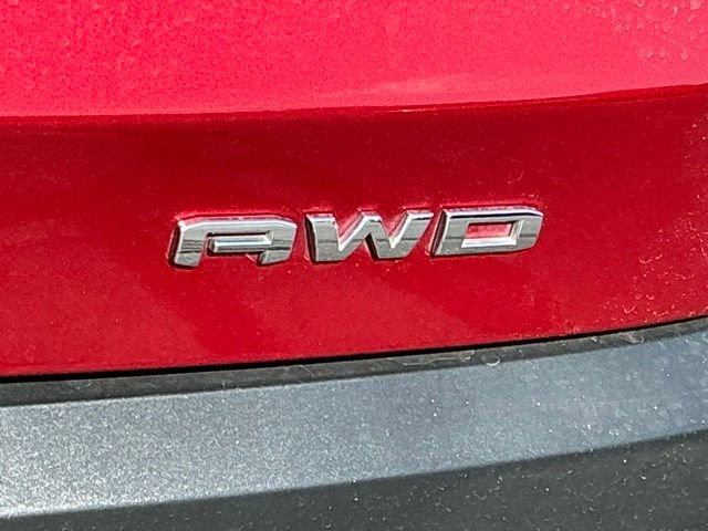Used 2023 GMC Acadia SLE AWD/4WD image 11