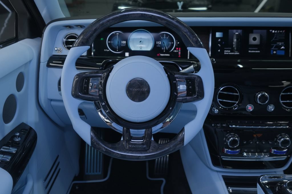 Used 2026 Rolls-Royce Phantom Sedan RWD image 81
