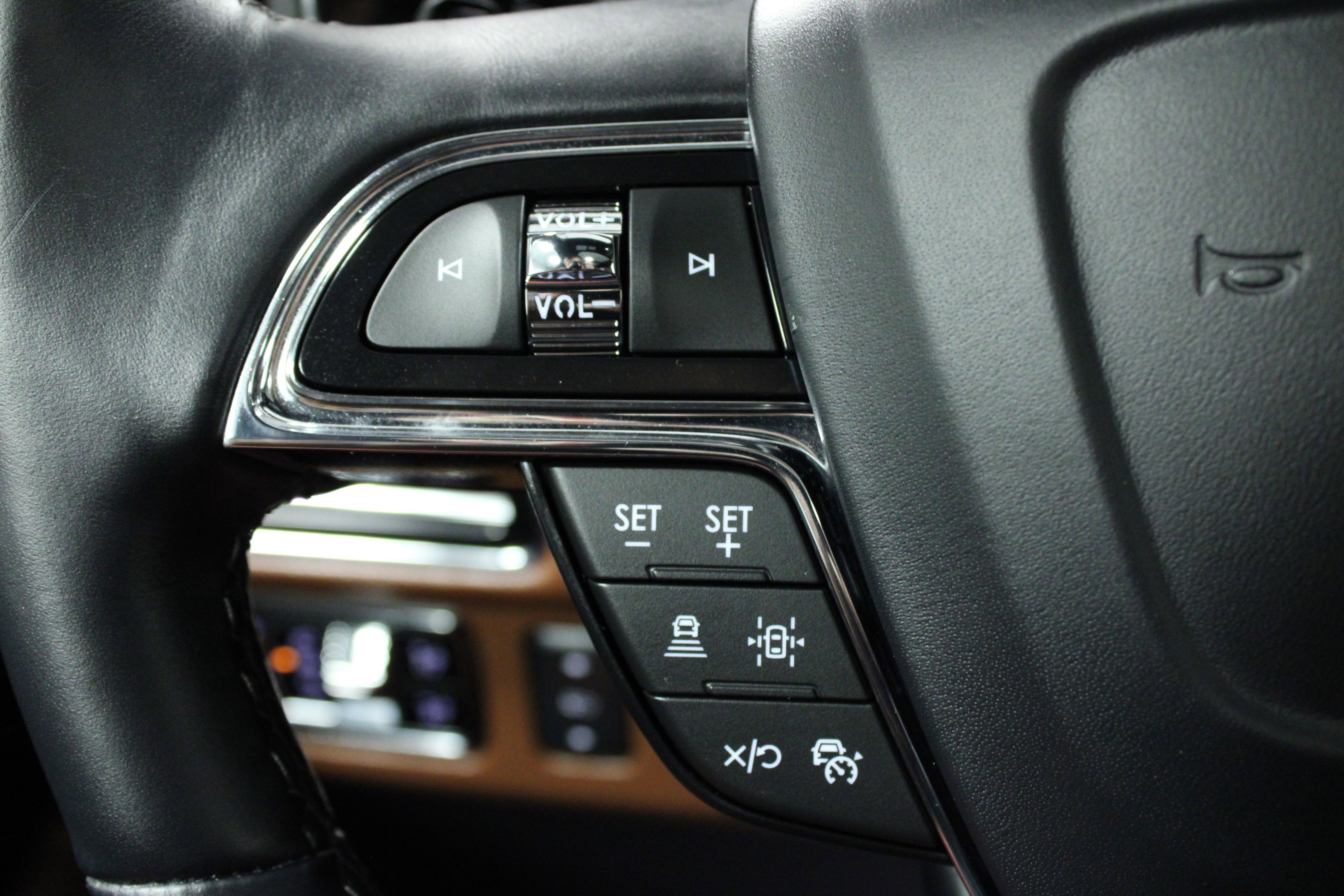 Used 2024 Lincoln Navigator Reserve image 21