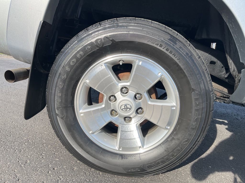 Used 2015 Toyota Tacoma 4x4 Double Cab image 11