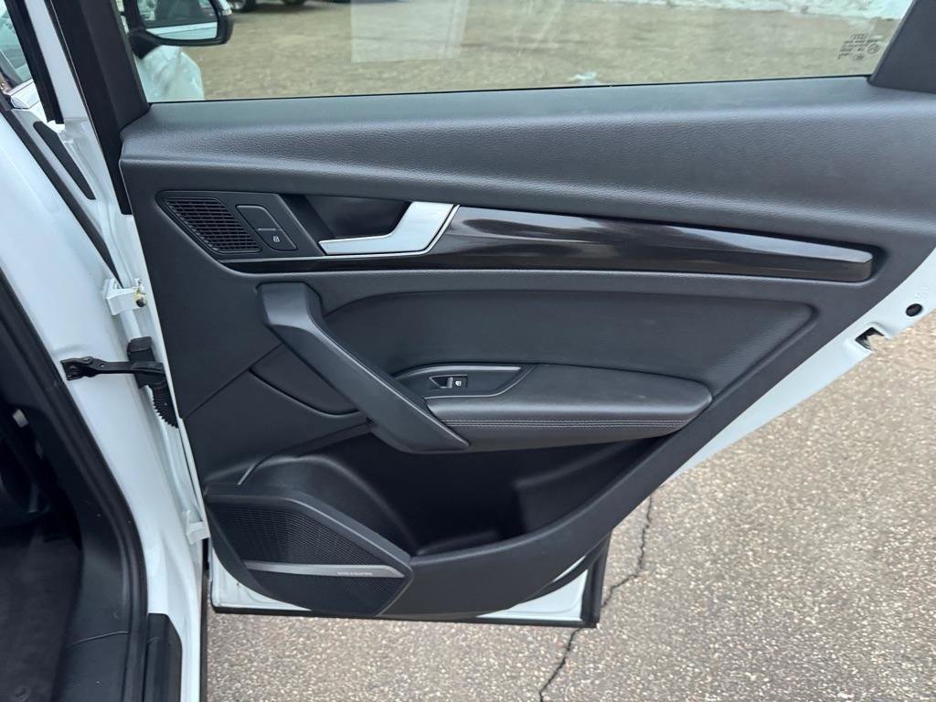 Used 2018 Audi Q5 Prestige w/ Prestige Package image 30