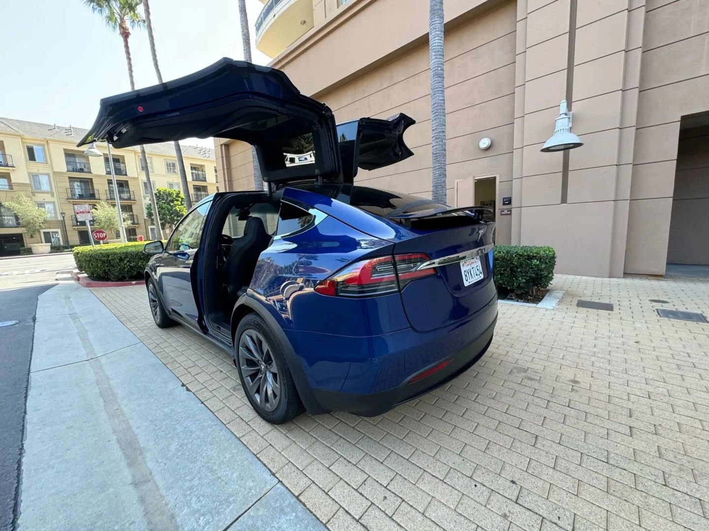 Used 2018 Tesla Model X 75D image 7