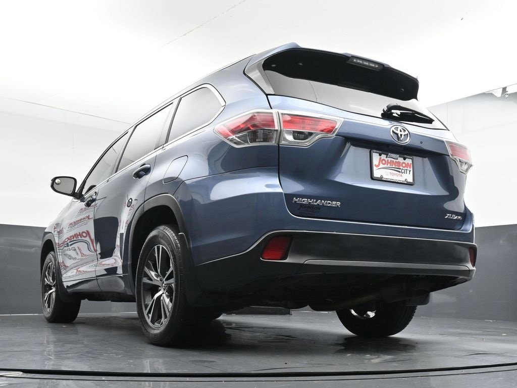 Used 2016 Toyota Highlander XLE image 42