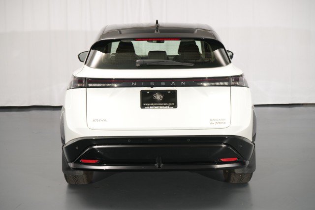 Used 2023 Nissan Ariya AWD image 13