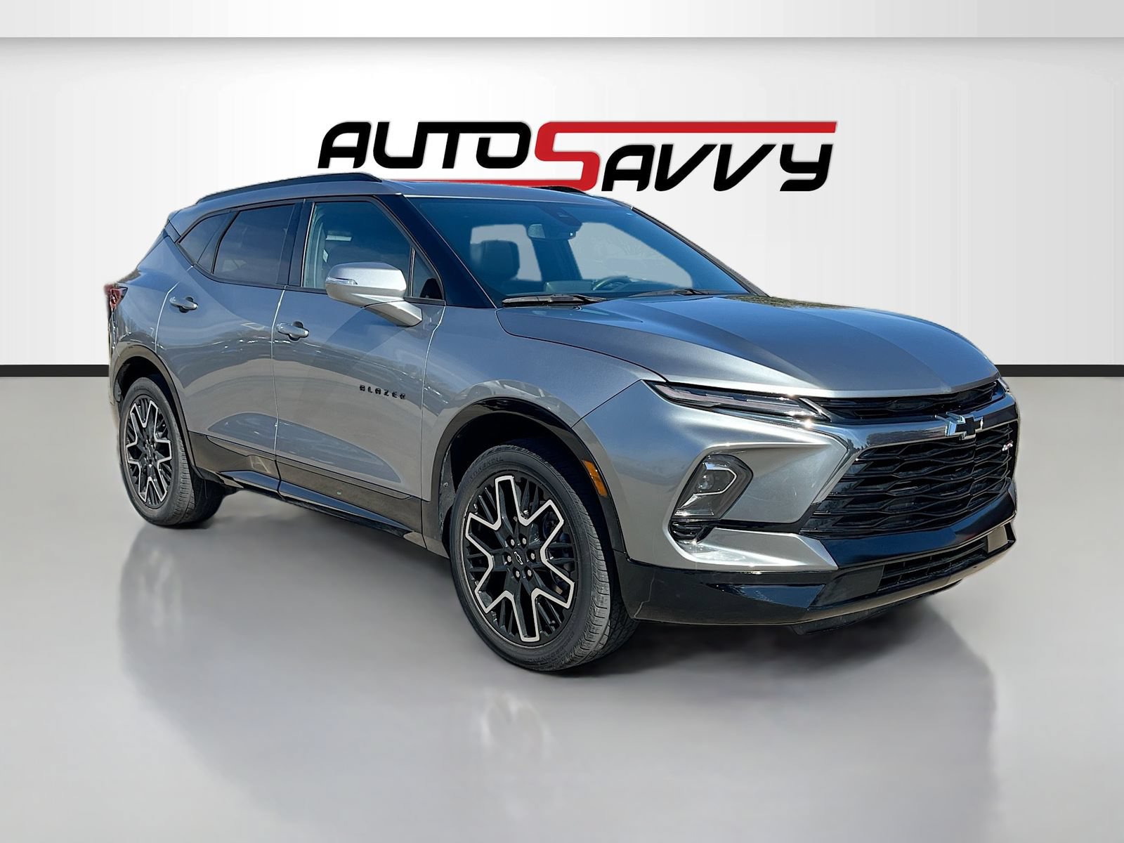 Used 2023 Chevrolet Blazer RS FWD image 1