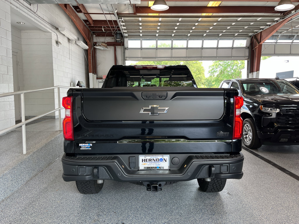 Used 2024 Chevrolet Silverado 1500 ZR2 w/ ZR2 Bison Edition AWD/4WD image 7