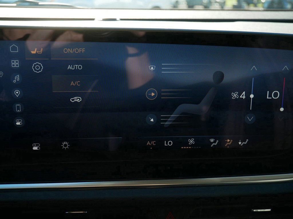 Used 2024 Buick Envision Preferred image 24